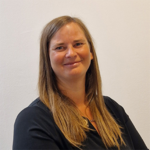 Mag. (FH) Eva Vacek